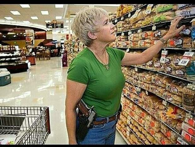 15% американских женщина признаются, что владеют оружием, а 5% носят его всегда с собой вооружение, интересное, коллекции, комнаты, оружие, сша, факты