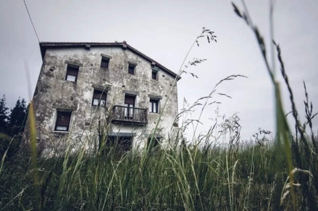 На Украине заявили о риске появления крупных безлюдных зон в стране