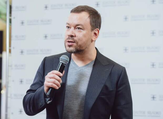 Владельцы «Золотого яблока» те ещё фрукты…  