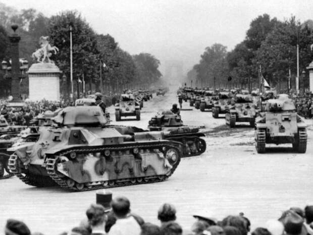 Танки 507 RRC на параде, Париж, 14 июля 1937 года - Рабочая лошадка полковника де Голля | Военно-исторический портал Warspot.ru