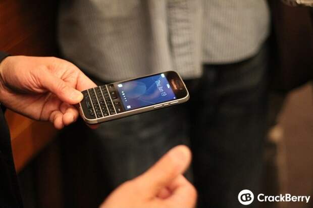 Фото дня: BlackBerry познакомила со своими новыми смартфонами Passport и Classic