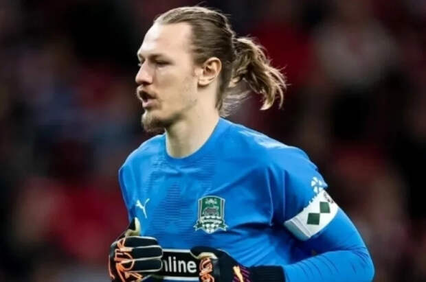 Сафонов опубликовал пост на трёх языках после игры за ПСЖ в Лиге чемпионов