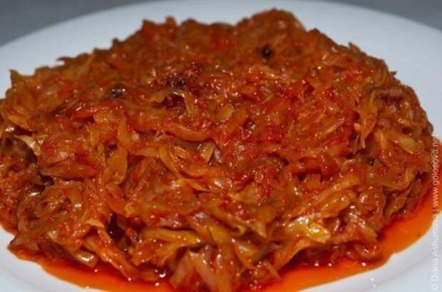 Тушеная капустка, очень вкусно!