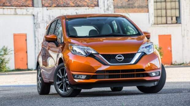 Nissan Versa Note 2017 года. | Фото: cheatsheet.com.