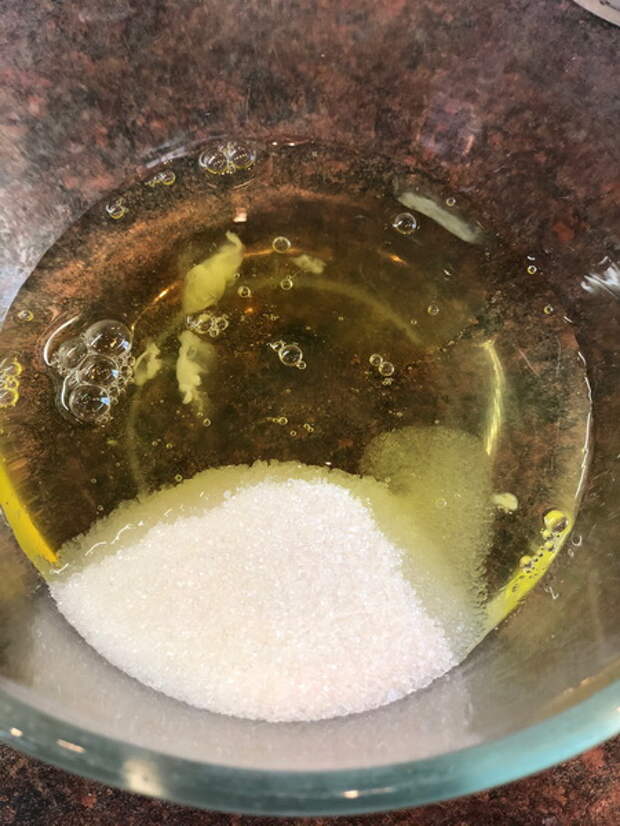 Творожная запеканка с курагой и без муки – нежная, но достаточно плотная и держит форму. Рецепт мой фаворит из запеканок