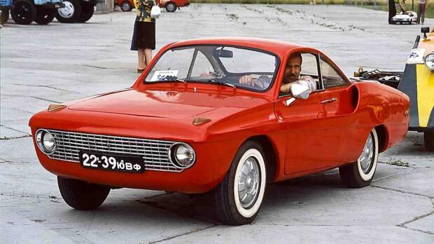 В Сети вспомнили о первом массовом спорт-купе СССР