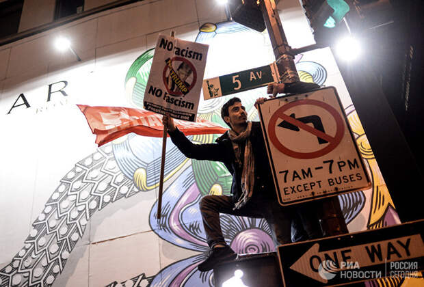 Акция протеста против Д. Трампа в Нью-Йорке Акция протеста против Д. Трампа в Нью-Йорке
