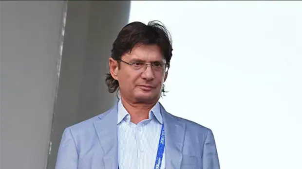 Федун ответил Газизову: приложенный к иску документ не является договором