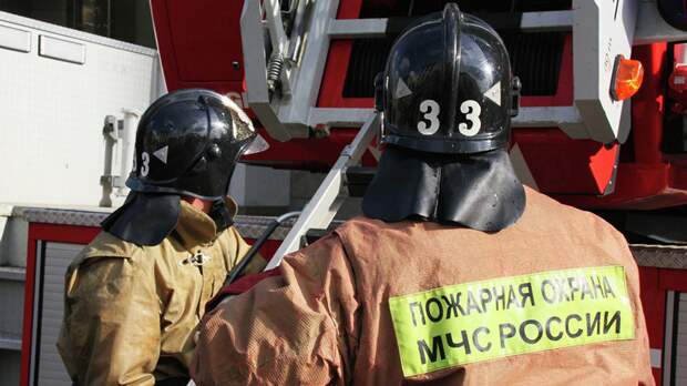 В Самаре горят жилые дома на площади 1800 квадратных метров