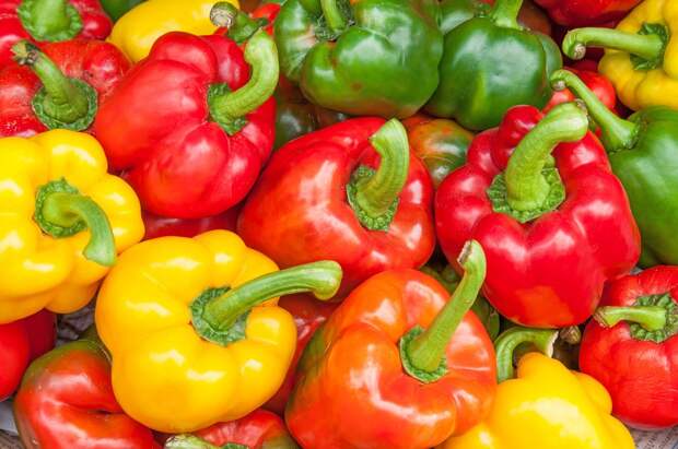Летние продукты, которые помогут освежиться
