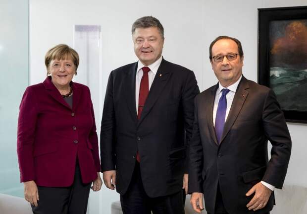 Олланд и Меркель оскорбили Киев, выставив Порошенко за дверь