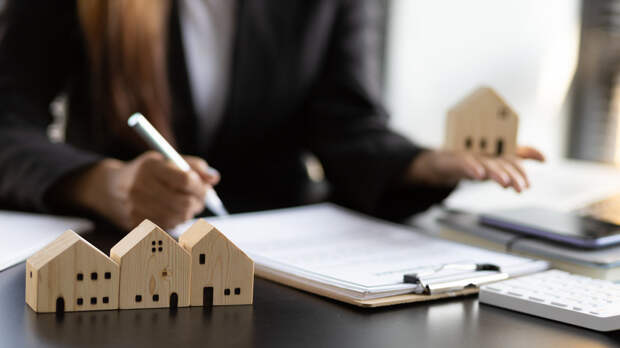 Юрист Хаминский разъяснил, как безопасно сдать квартиру внаём