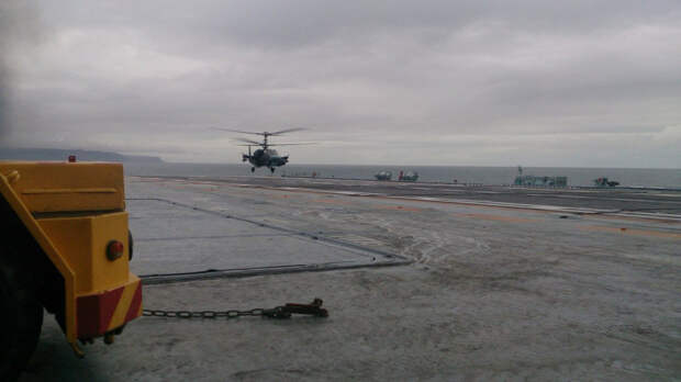 НАТО боится и за милю обходит «Адмирала Кузнецова» после полета «Катрана»