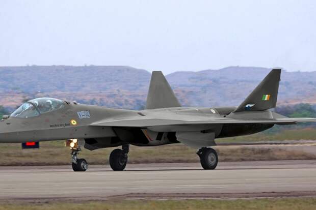 Истребитель FGFA