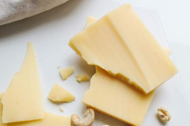 «Не берите – там пальма»: Роскачество назвало бренды сыра, которые лучше не покупать