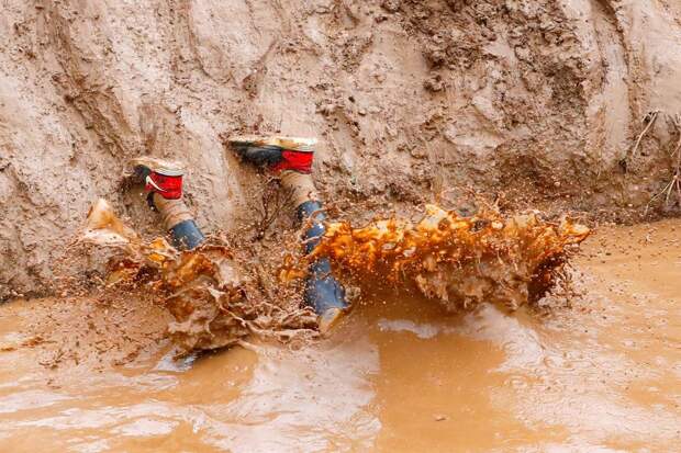 Ежегодная гонка по грязи Run Mud в Тель-Авиве