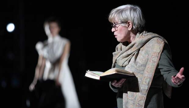 БДТ завершит акцию помощи врачам спектаклем «Алиса» с Алисой Фрейндлих