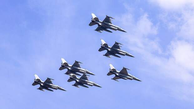 ВВС Португалии начали патрулировать воздушное пространство над Эстонией