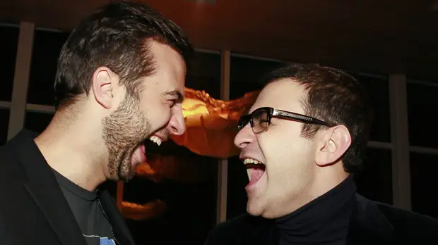 Церемонию вручения «Золотого граммофона» проведут Ургант и Мартиросян