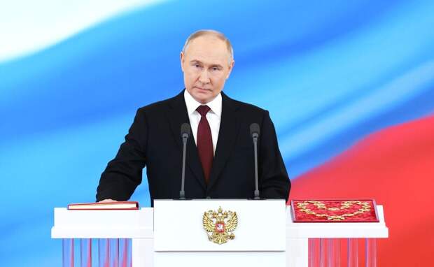 Владимир Путин вступил в должность главы государства пятый раз
