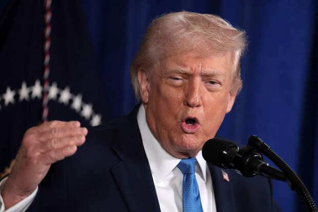 Трамп: Китай захватывает некогда великую Канаду