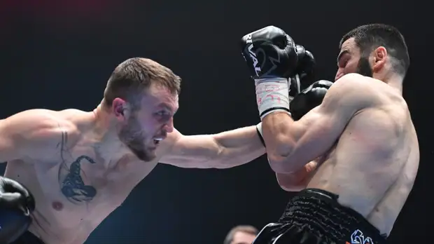 «Всё ещё мечтаю стать чемпионом мира»: Дайнес о поражении от Бетербиева, победе Усика и любви к России