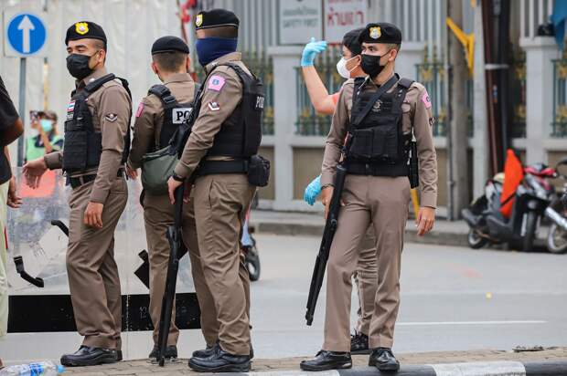 Троих россиян задержали на Пхукете за торговлю галлюциногенными грибами