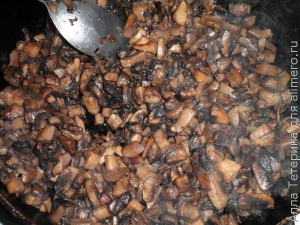 Блинчики с курицей и грибами Блинчики с курицей и грибами
