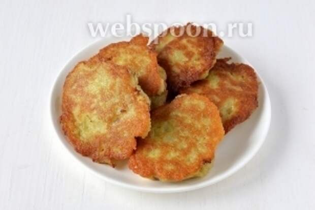 Драники с фаршем готовы.