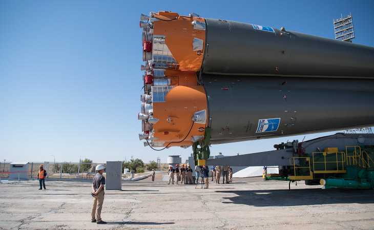 Expedition 60 Soyuz Rollout