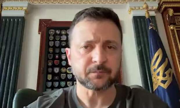 Президент украинского государства вновь придумал, как заманить глав мировых держав в Швейцарию, чтобы метать там бисер и болтать о мире в мире.-3