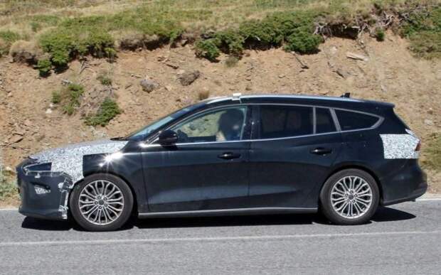 ford-focus-wagon-facelift-шпионские фото-espana-2021-proauto-03