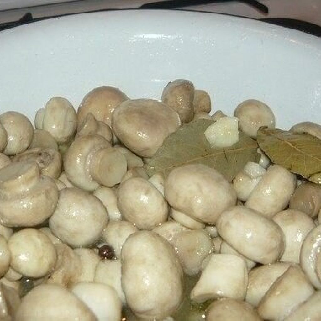 Маринуйте грибы сами