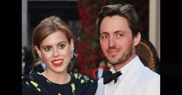 Постоянно плачет и не может смириться: инсайдер рассказал, как принцесса Беатрис переживает скандал вокруг принца Эндрю