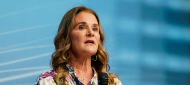 Экс-супруга Билла Гейтса призвала его ответить на вопросы о связях с Эпштейном