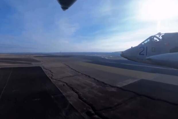 Появилось видео уничтожения одного из самых мощных самолет ВСУ Су-25М1К в ДНР