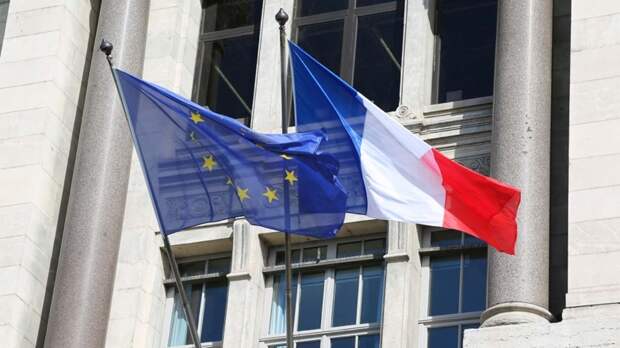 Париж начнет искать преступления французов в файлах Эпштейна