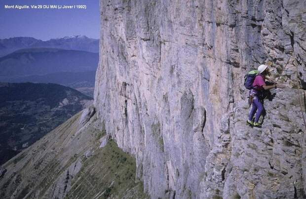 Одинокая вершина Mont Aiguille горы, франция, природа,