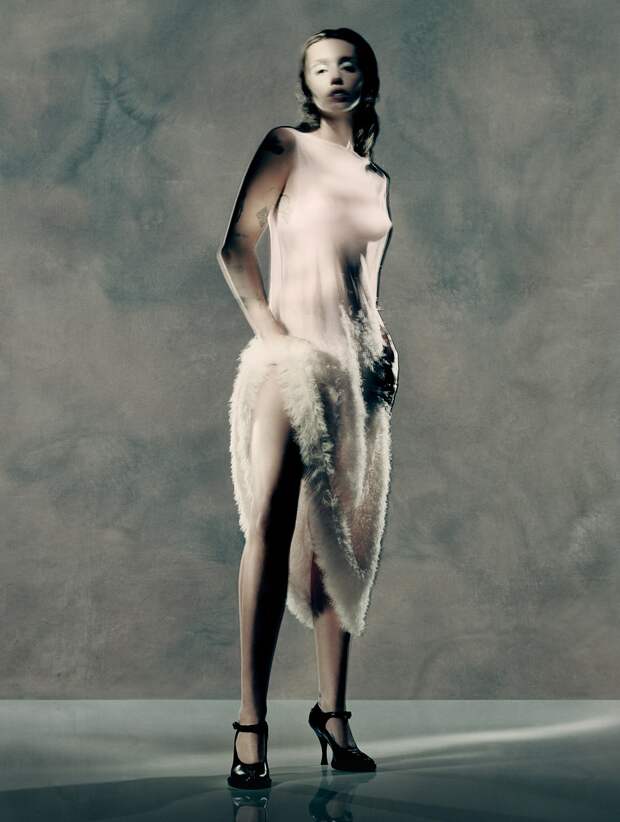 Майли Сайрус стала лицом бренда Maison Margiela Майли Сайрус стала лицом бренда Maison Margiela