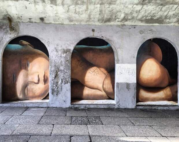 18 крутых стрит-арт-работ, которые открывают портал в другой мир