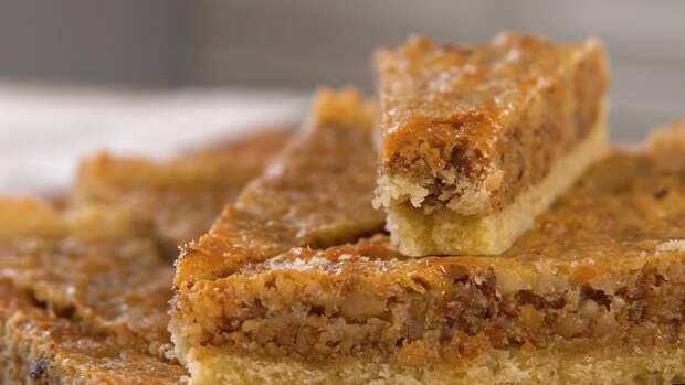 Орехово-карамельный пирог