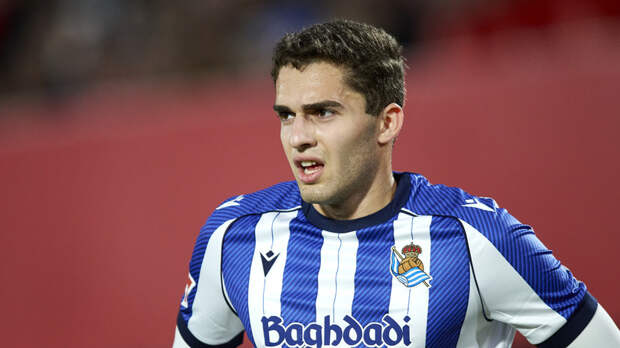 Представитель Захаряна: аренда в «Целе» всегда возможна, но у нас есть и другие варианты