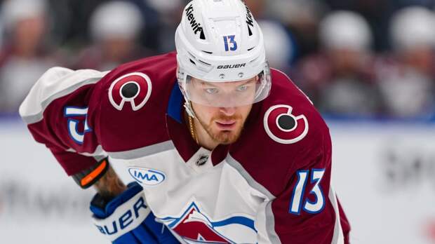 Хет-трик Нельсона и ассист Ничушкина помогли «Колорадо» обыграть «Торонто»