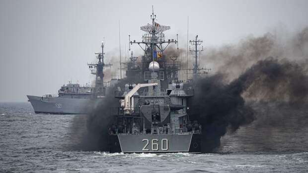 «Черноморский регион продолжает играть ключевую роль»: что может стоять за проведением учений НАТО Sea Shield в Румынии