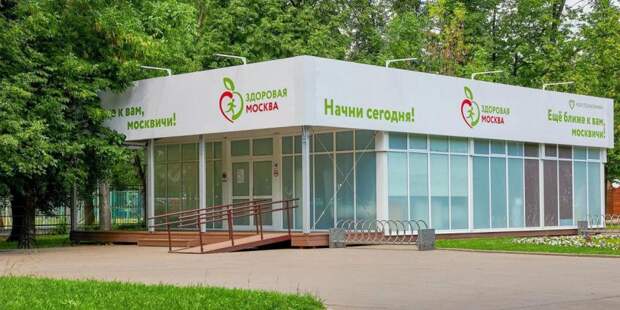 Доктор Мясников с аншлагом провел лекцию на площадке «Здоровая Москва». Фото: mos.ru