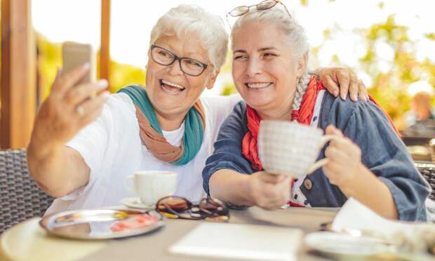 В паспорте 65, в жизни — 35: секреты молодости тех, кто разменял седьмой десяток