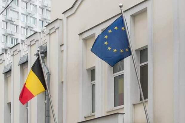 Сатана там правит бал: в Бельгии в прямом эфире государственного радио разбили статуи Христа и Девы Марии