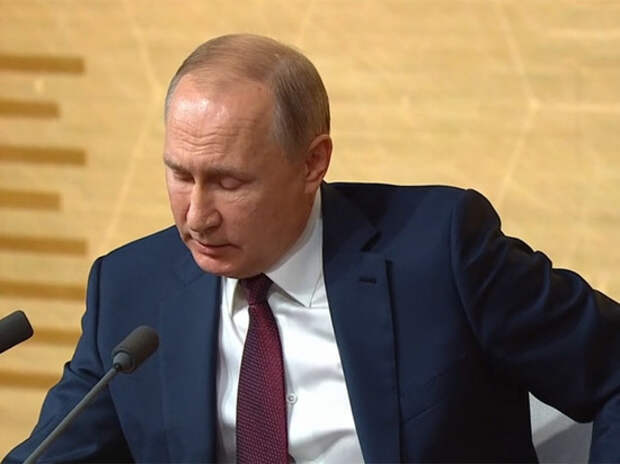 «Путин устал и уходит?»: пресс-конференция президента за одну минуту