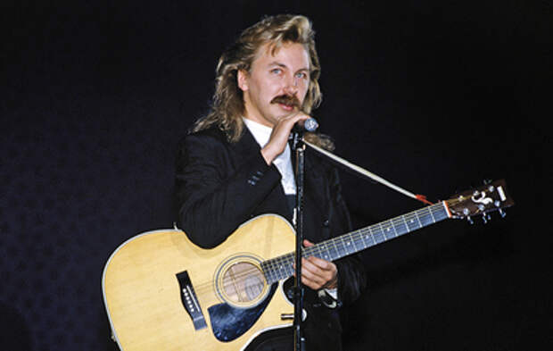 Не выдержала измен: как живет покинувшая Россию первая жена Игоря Николаева