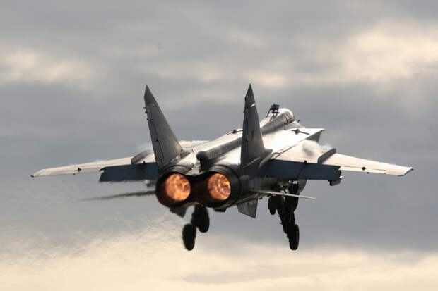 Американцы восхитились "загадочным" российским перехватчиком ПАК ДП
